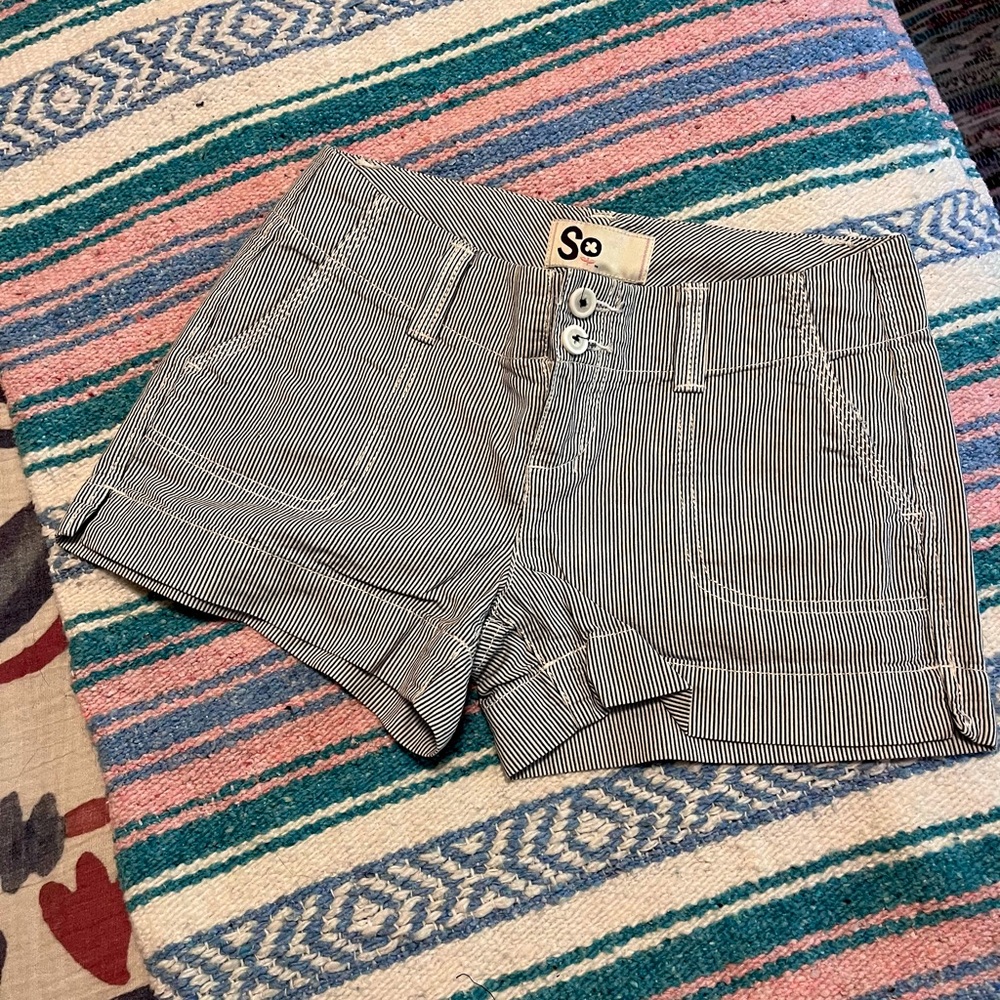Sold on Mercari Classic white & blue thin striped shorts💙🤍